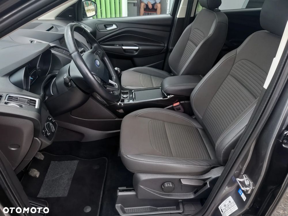 Ford Kuga 2.0 TDCi 2x4 Business Edition - 15