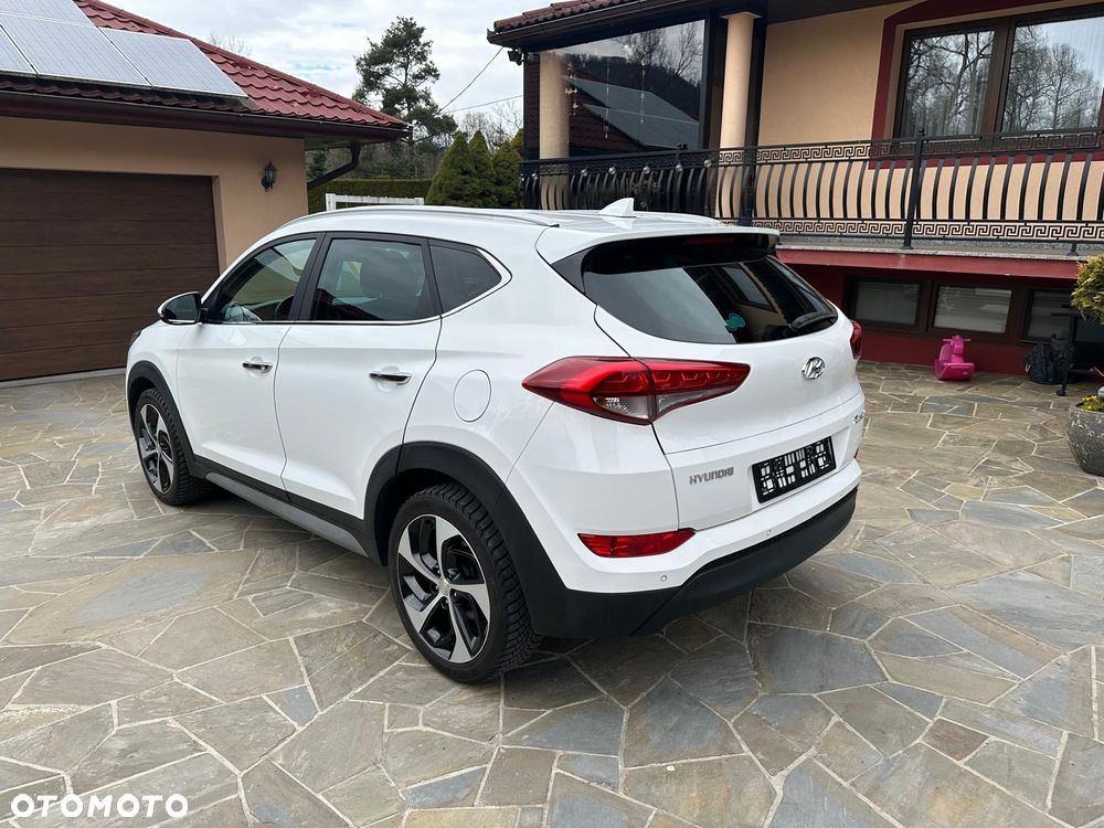 Hyundai Tucson - 12