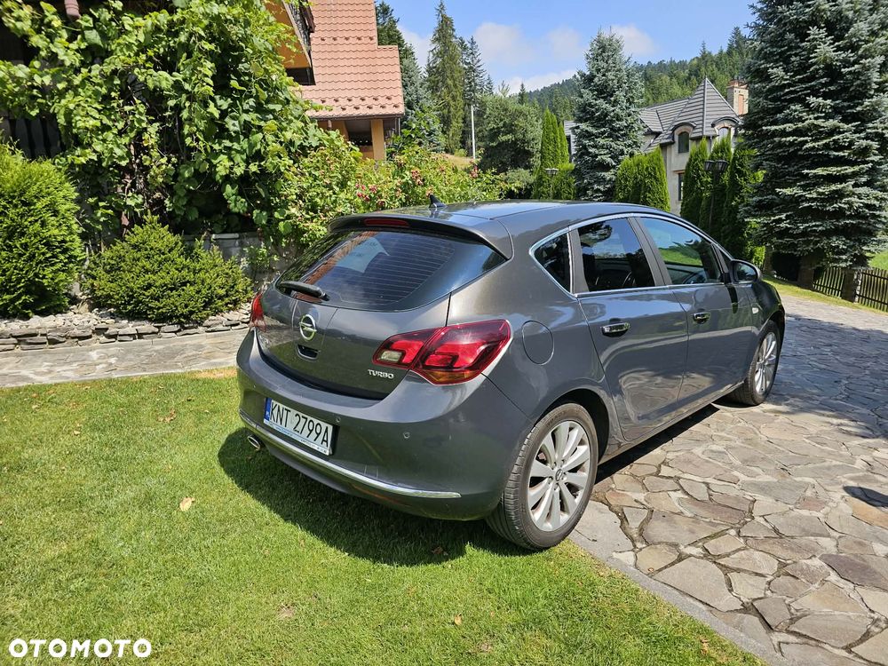 Opel Astra 1.4 T Cosmo - 6