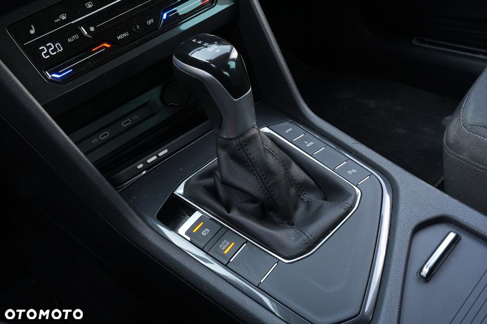Volkswagen Tiguan 1.4 eHybrid OPF DSG Life - 15
