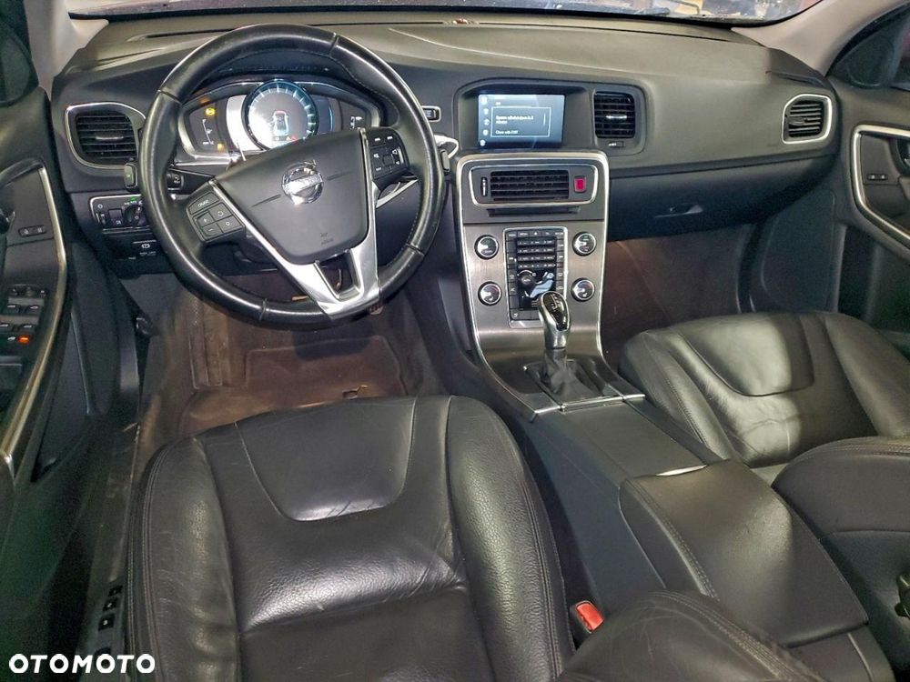 Volvo S60 2.5 T5 AWD - 8