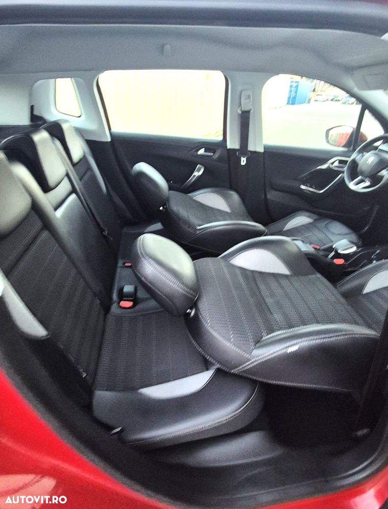 Peugeot 2008 PureTech 110 Stop&Start EAT6 GT-Line Edition - 15