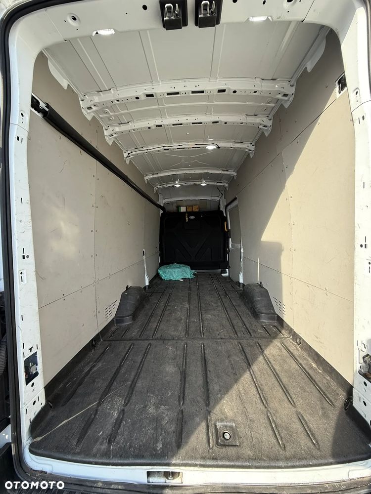 Ford Transit - 16
