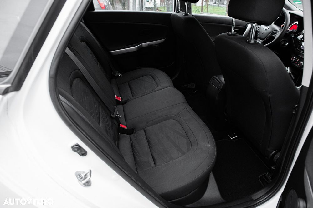 Kia Ceed 1.4 CRDi 90 SW Vision - 7