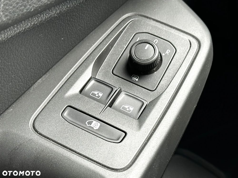 Ford Transit Connect - 23