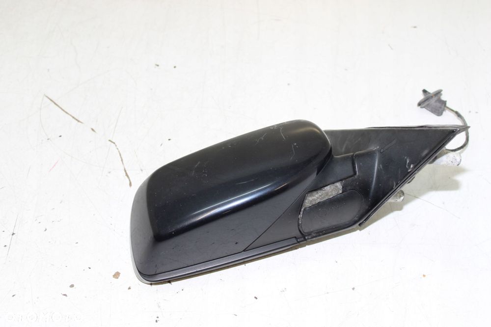BMW E60 E61 LUSTERKO PRAWE 3-PIN EU - 6