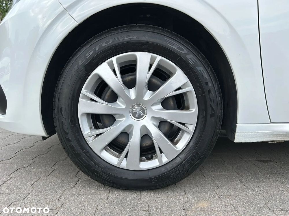 Peugeot 208 1.2 PureTech Style - 40