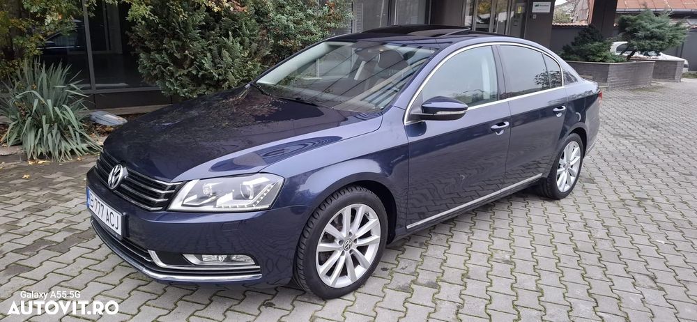 Volkswagen Passat - 1