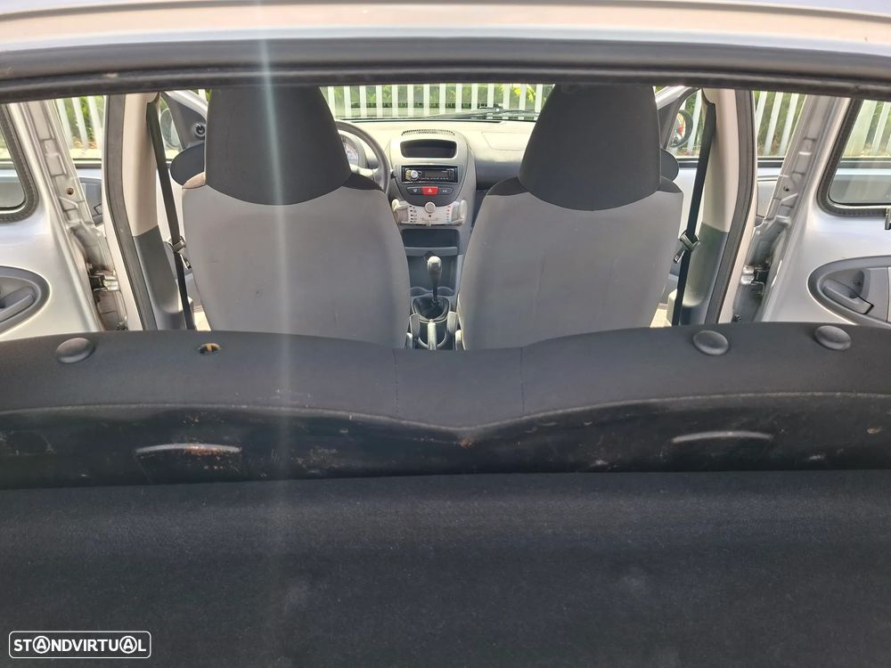 Toyota Aygo Standard - 9