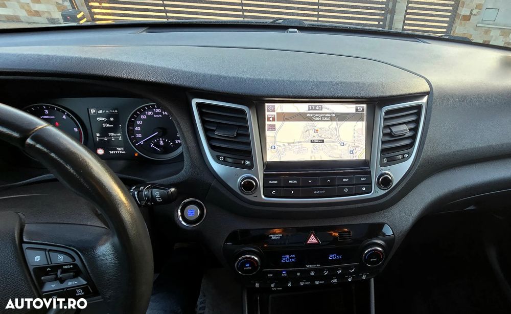 Hyundai Tucson 2.0 CRDI 4WD 6AT Luxury Pack+ - 36