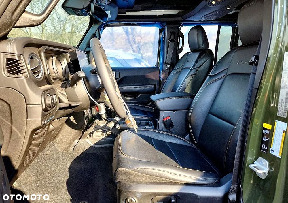 Jeep Wrangler - 7