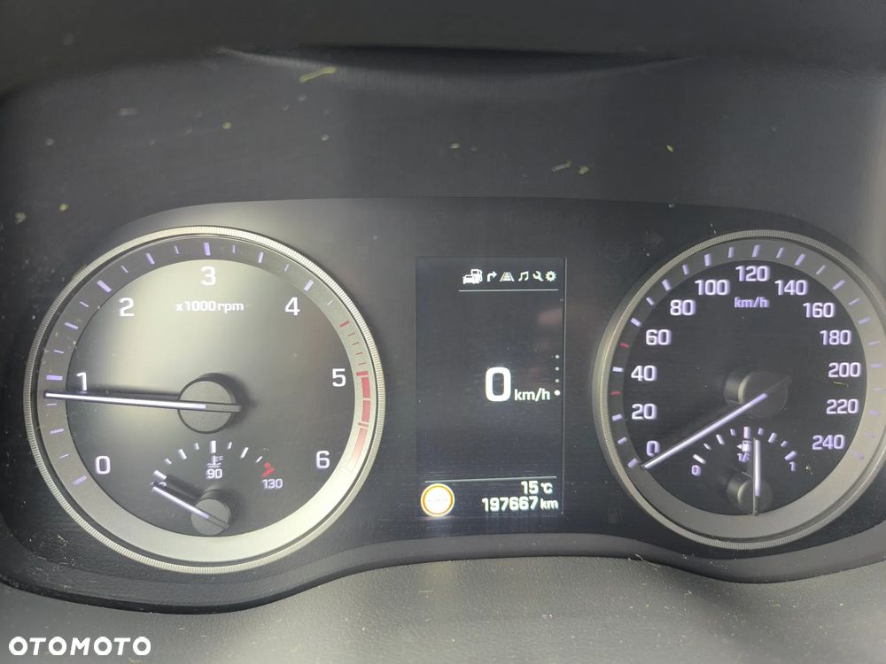 Hyundai Tucson 1.7 CRDI BlueDrive Style 2WD - 19