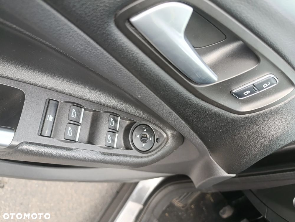 Ford Kuga 2.0 TDCi AWD Edition - 4