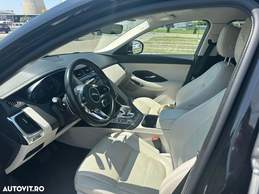 Jaguar E-Pace P200 AWD R-Dynamic - 6
