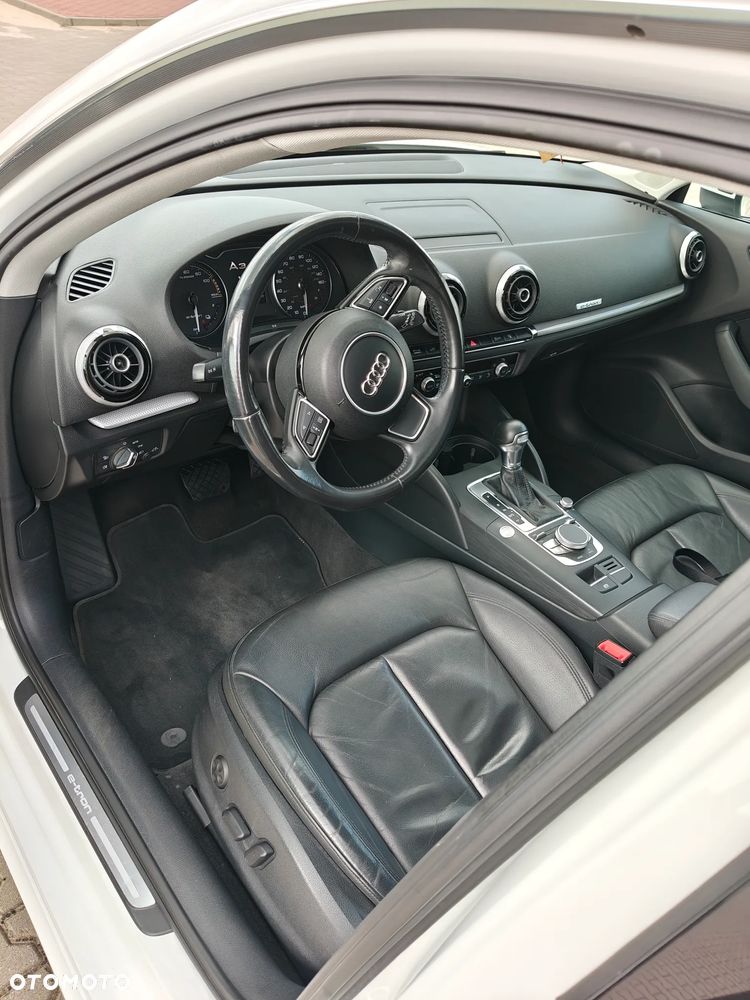 Audi A3 Sportback - 3