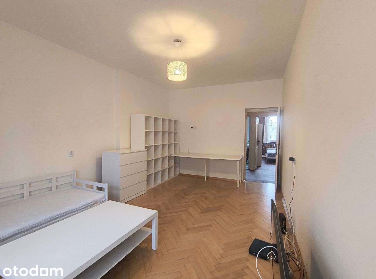 3-pokojowe w centrum BEZ POŚREDNIKÓW BEZ ZADŁUŻENIA