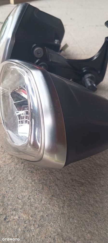 TRIUMPH STREET TRIPLE 675 1050 SPEED TRIPLE LAMPA PRZÓD REFLEKTOR STELAŻ - 6