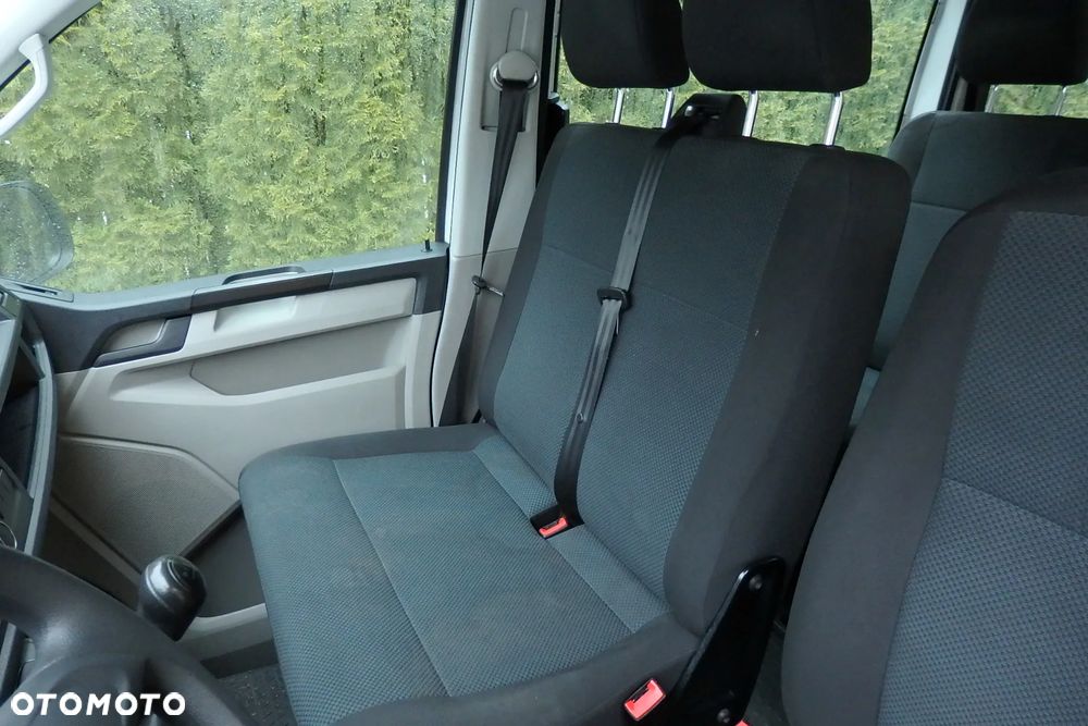 Volkswagen Transporter - 17