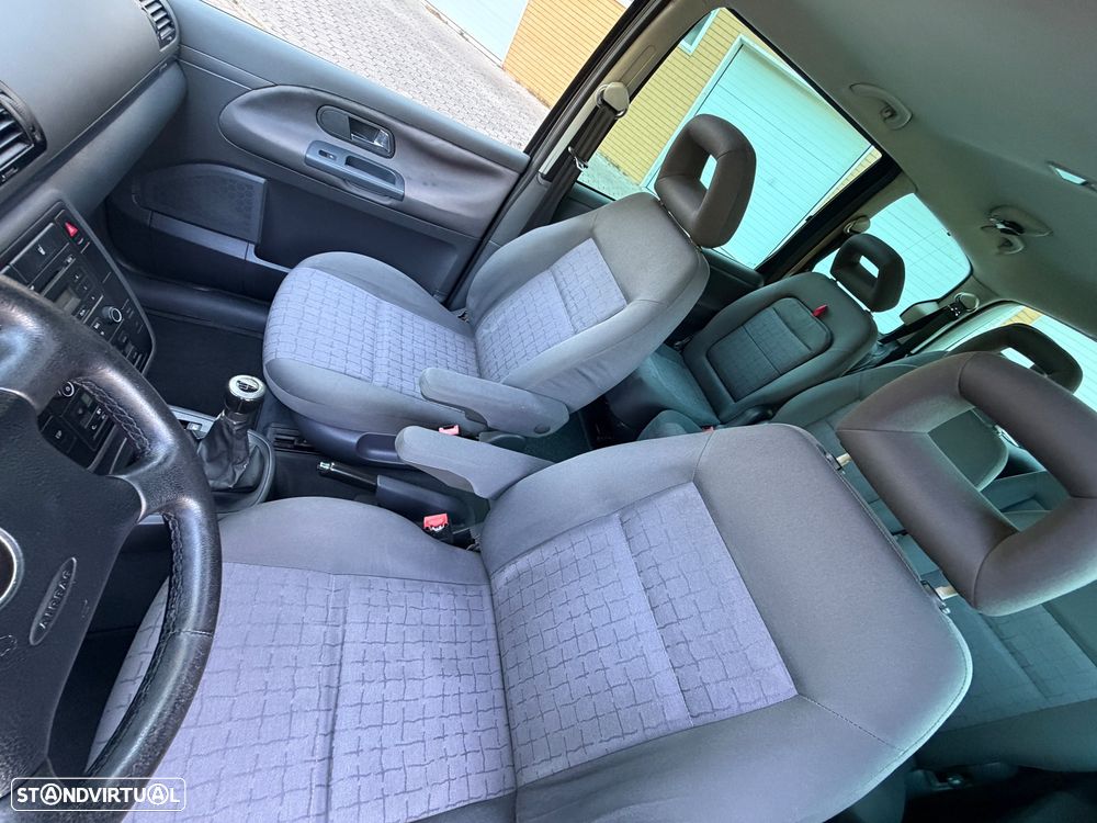 SEAT Alhambra 2.0 TDI Sport - 18