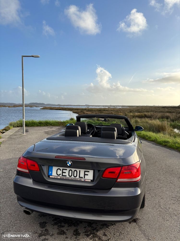 BMW 320 i Cabrio - 10