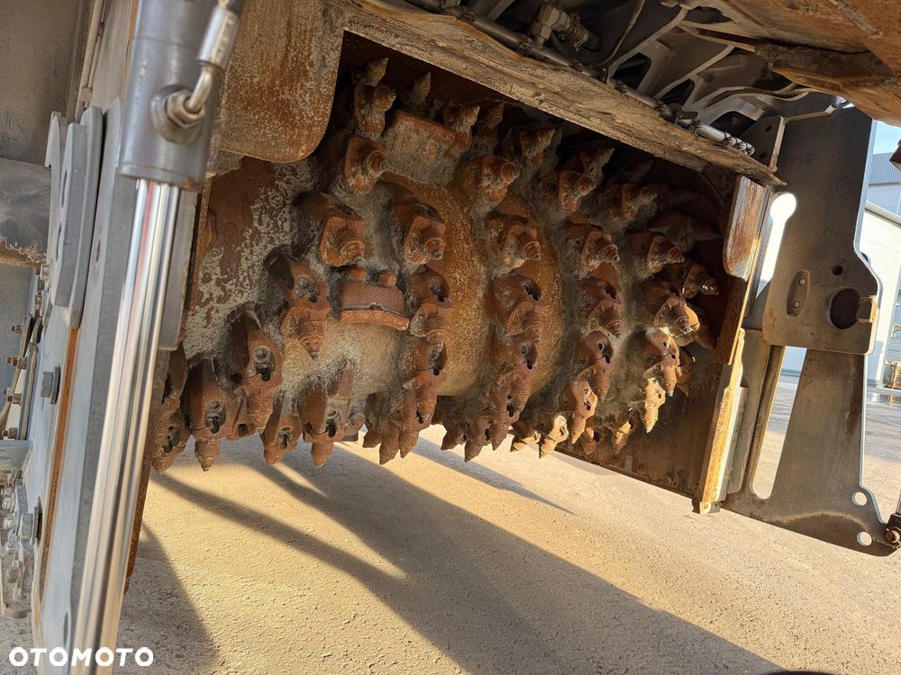 Wirtgen W 200 Fi - 17