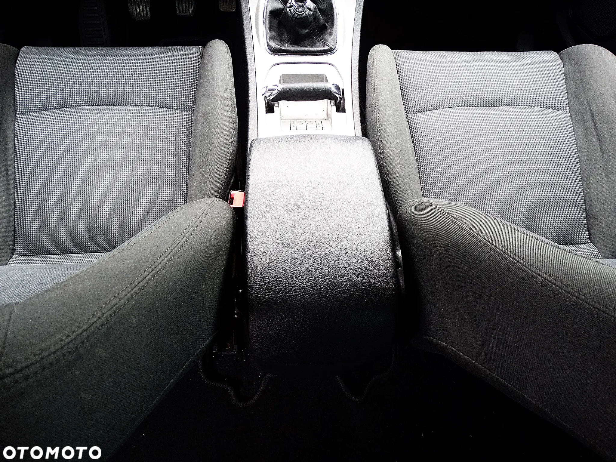 Ford S-Max 2.5 Silver Magic - 31