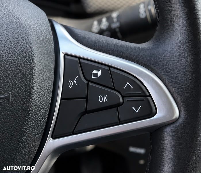 Dacia Sandero - 10