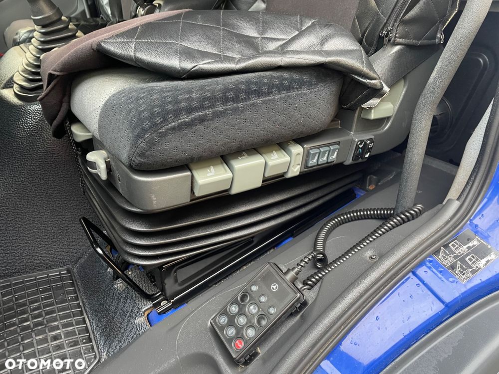 Mercedes-Benz 1229 Atego Pomoc Drogowa Laweta - 17