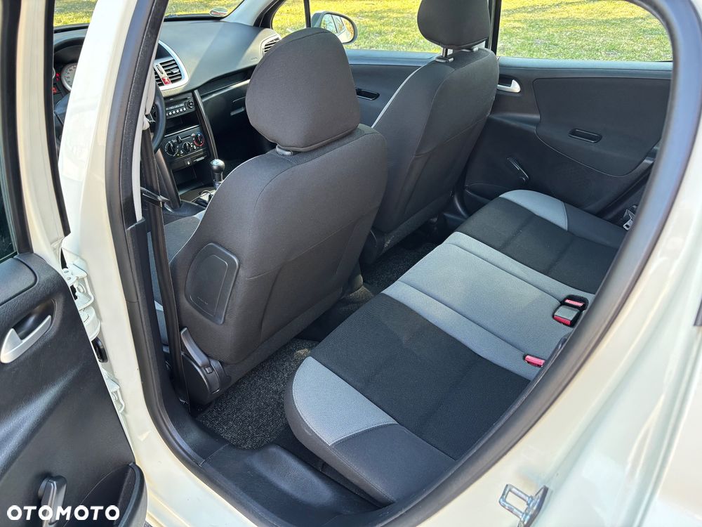 Peugeot 207 75 Filou - 10