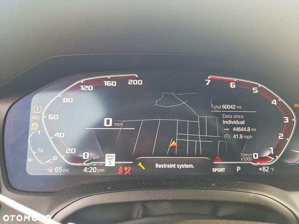 BMW Seria 3 330i xDrive M Sport - 10