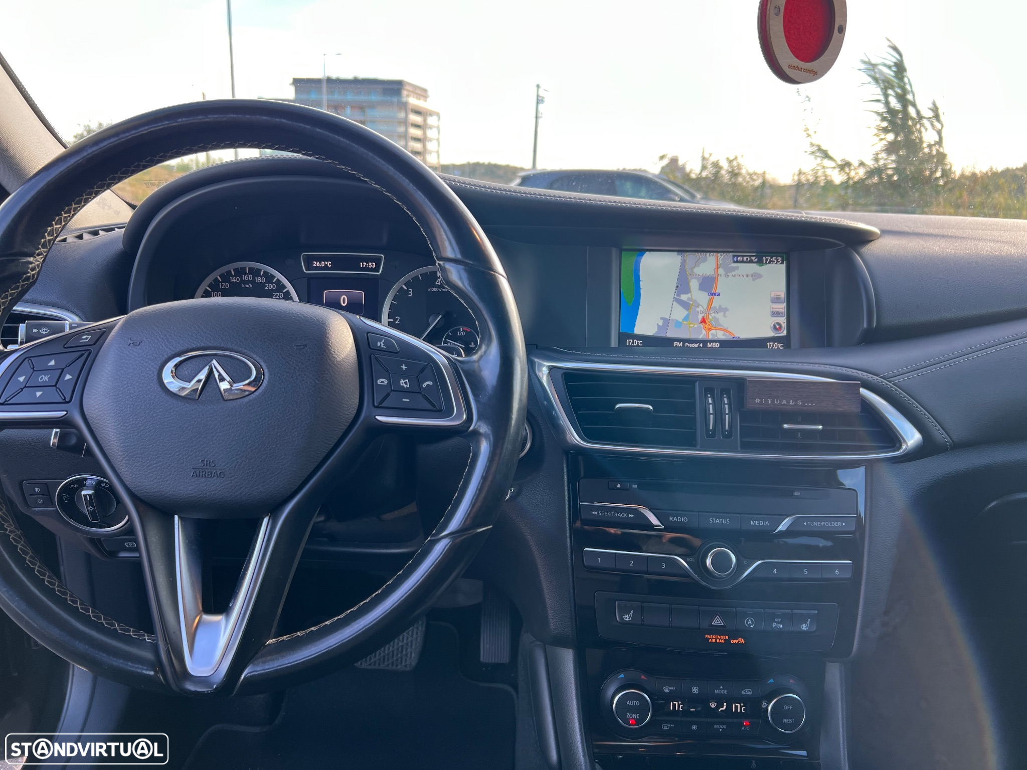 Infiniti Q30 1.5d DCT Business - 9