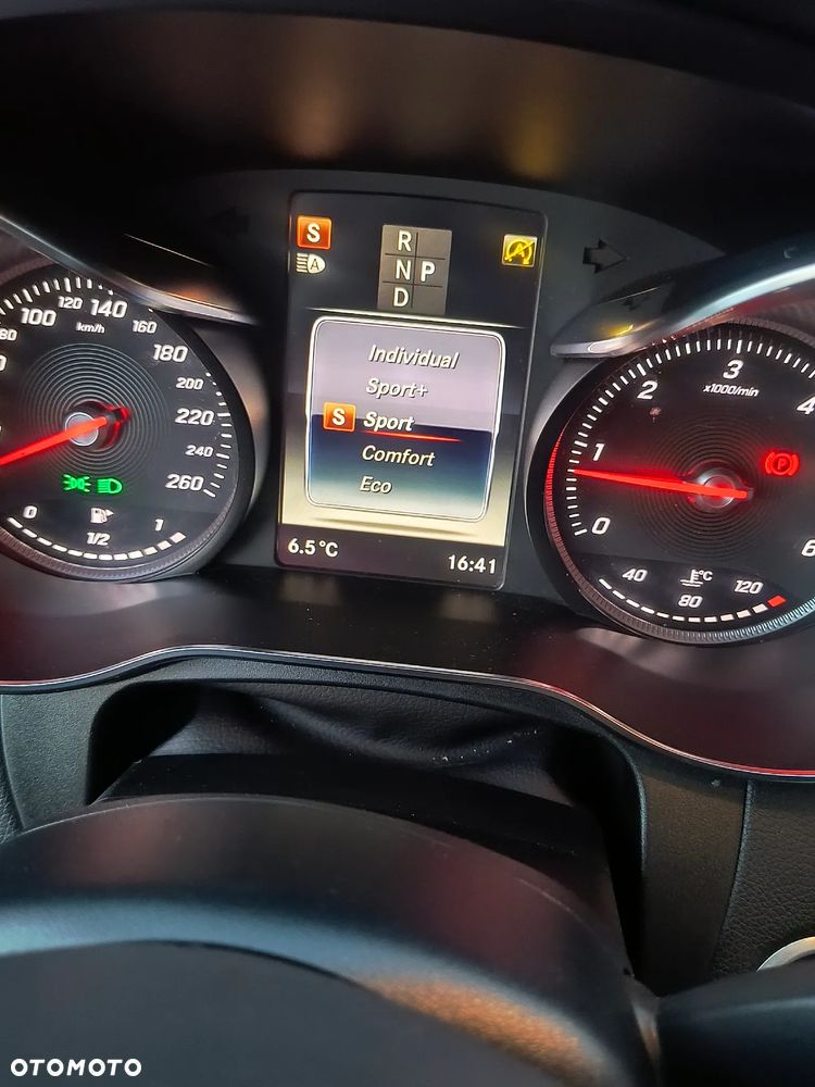 Mercedes-Benz GLC - 18