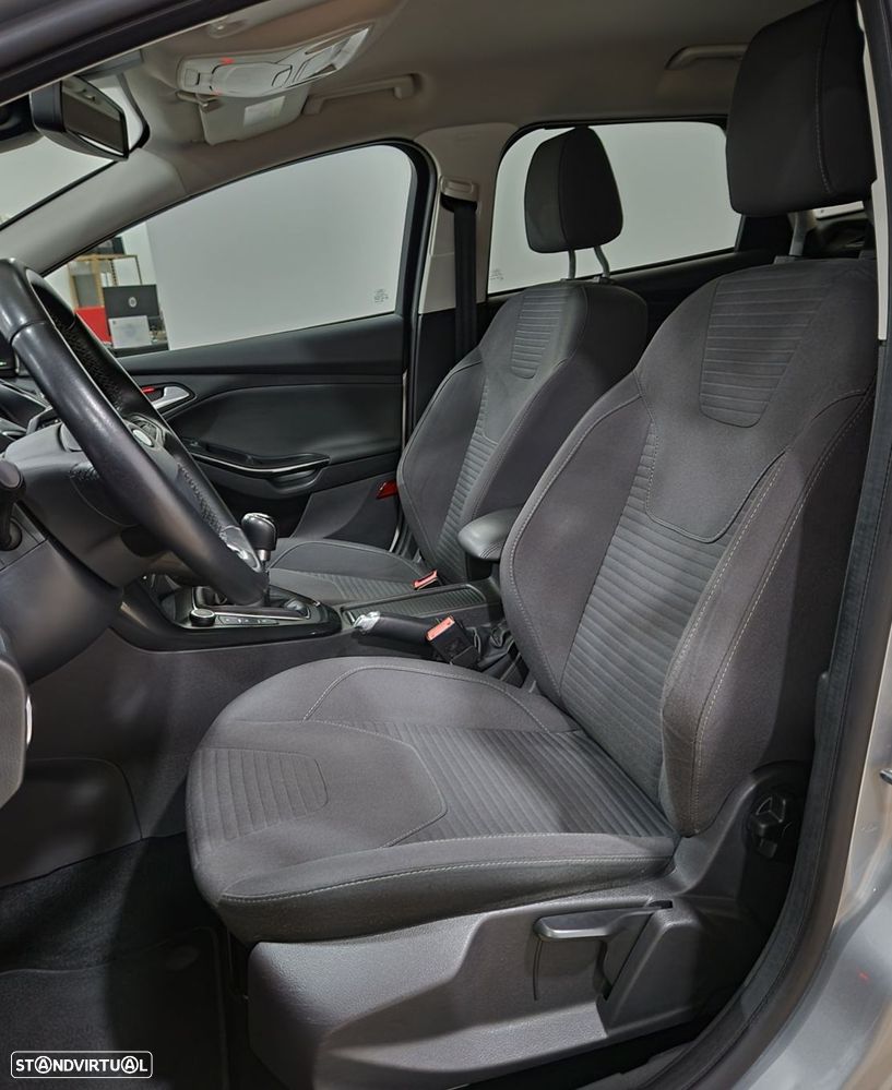 Ford Focus SW 1.5 TDCi Titanium - 8