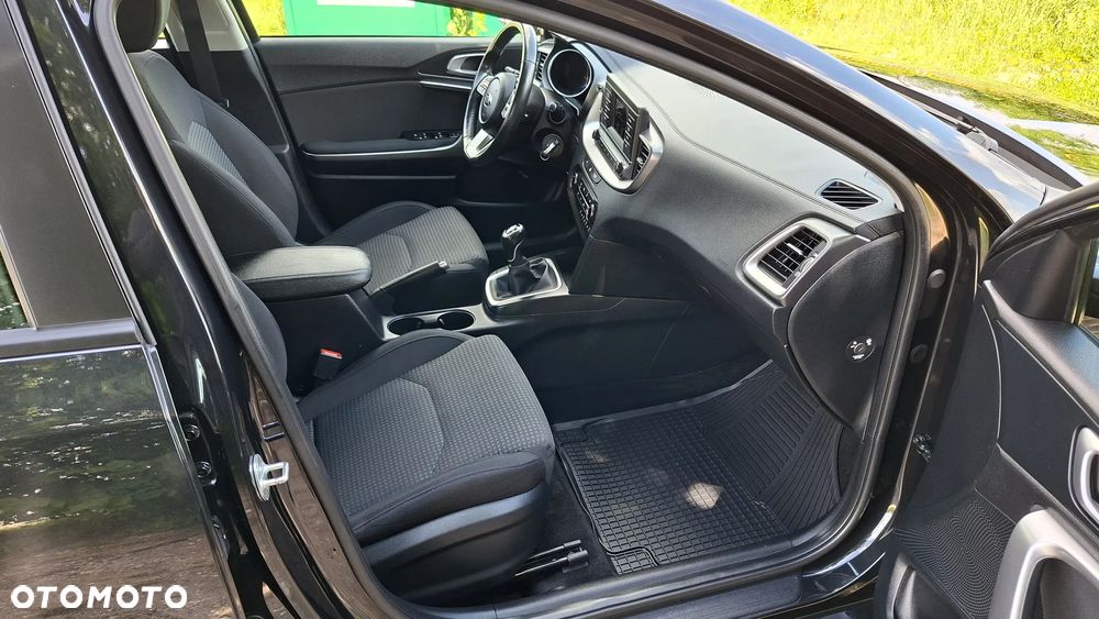 Kia Ceed 1.0 T-GDI S - 28