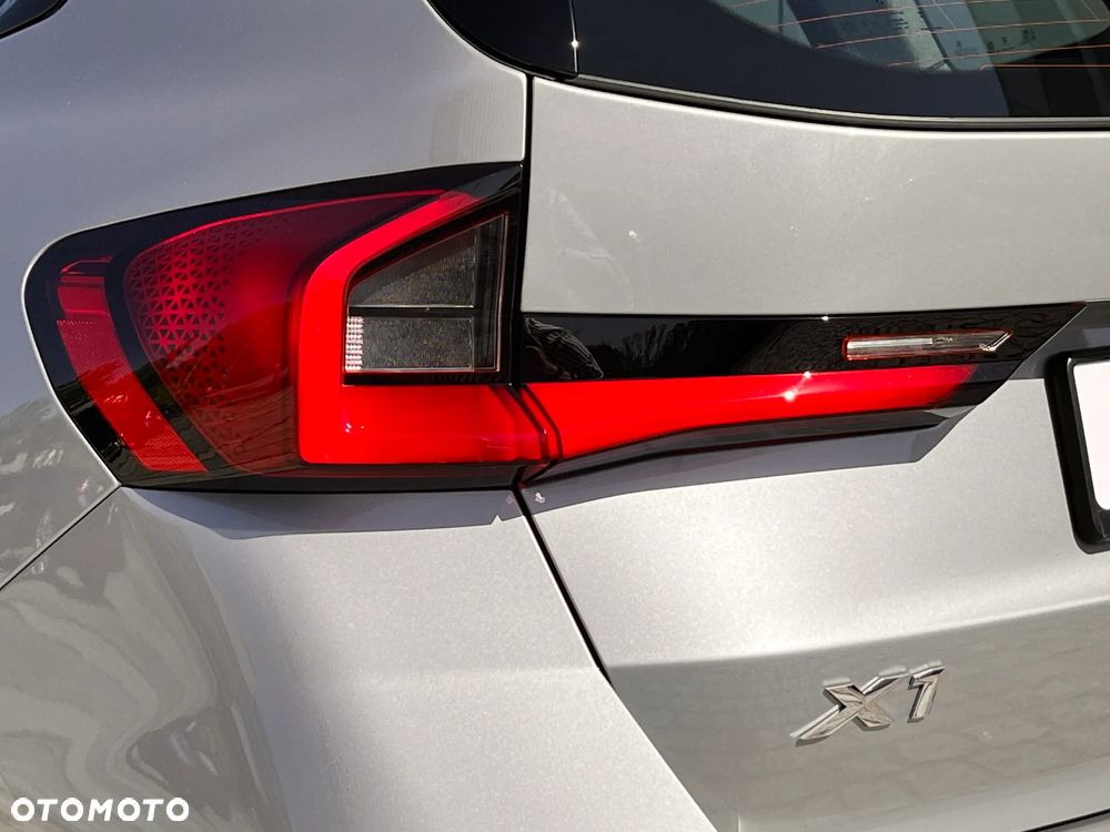 BMW X1 - 11