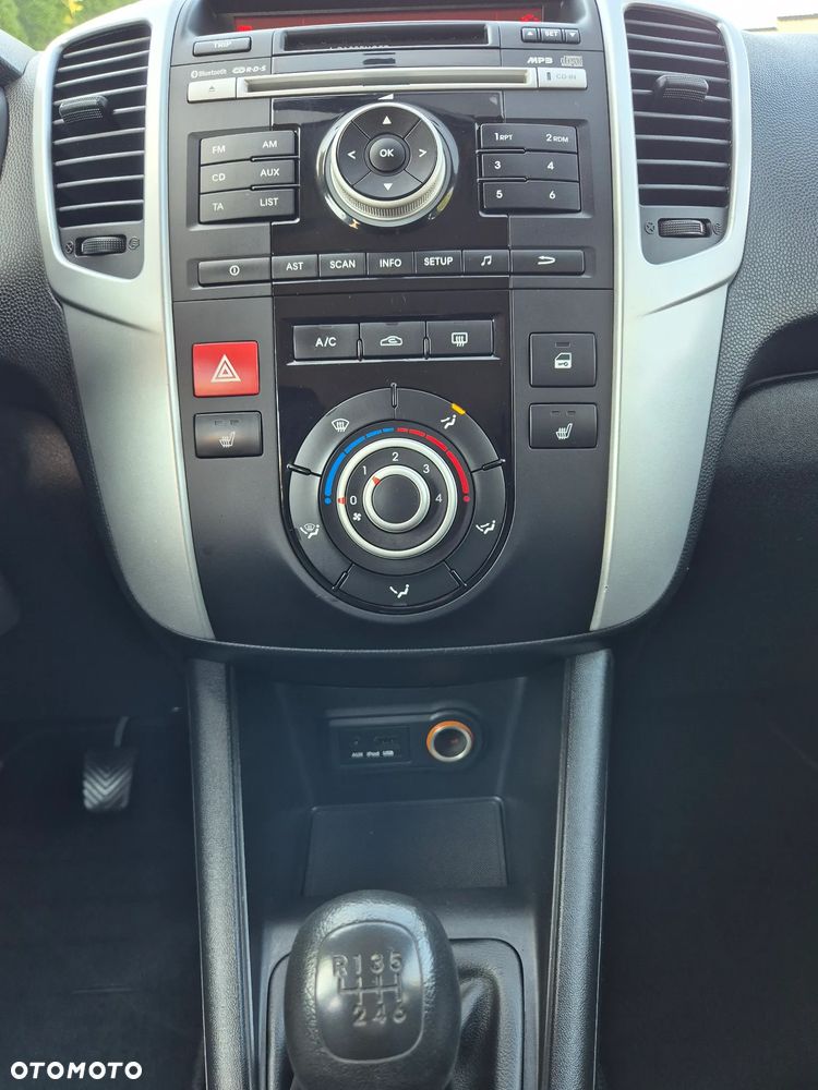 Kia Venga 1.6 CVVT Black Collection - 18