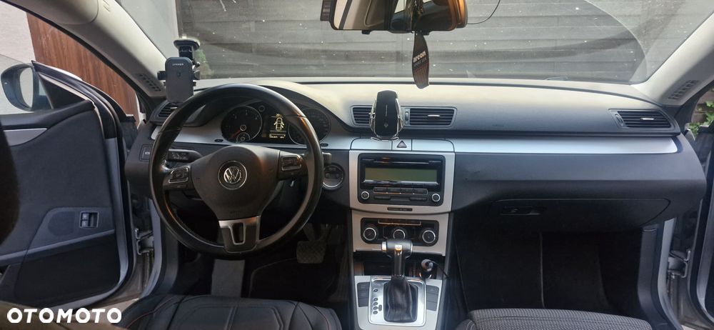 Volkswagen Passat 2.0 TDI Comfortline DSG - 19