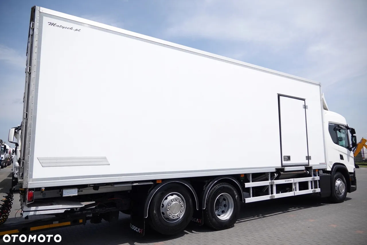 Scania P 410 / CHŁODNIA / ZESTAW TANDEM / PRZEJAZDOWY / 3x Agregat THERMO KING - FRIGO BLOCK / 3x WINDA ZAŁADOWCZA / MUTITEMPERATURA  PO ZŁOTYM KONTRAKCIE SERWISOWYM - 11