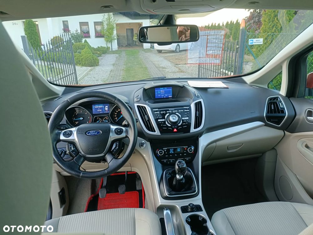 Ford Grand C-MAX - 12