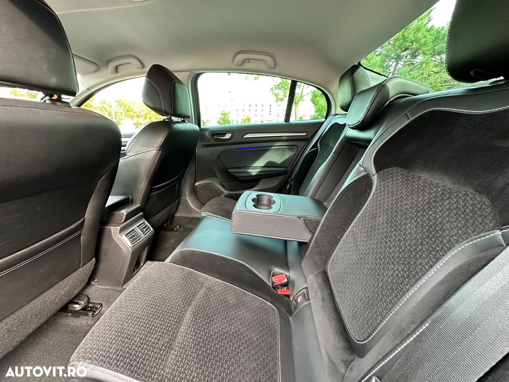 Renault Megane - 23