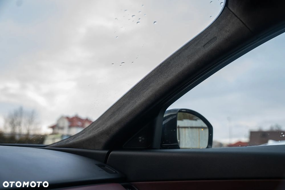 Jaguar E-Pace D200 AWD R-Dynamic SE - 36