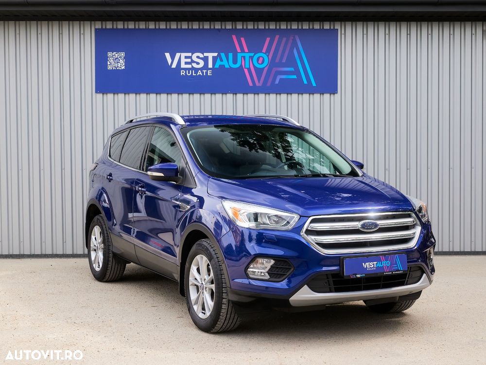 Ford Kuga 1.5 EcoBoost 2x4 Titanium - 2