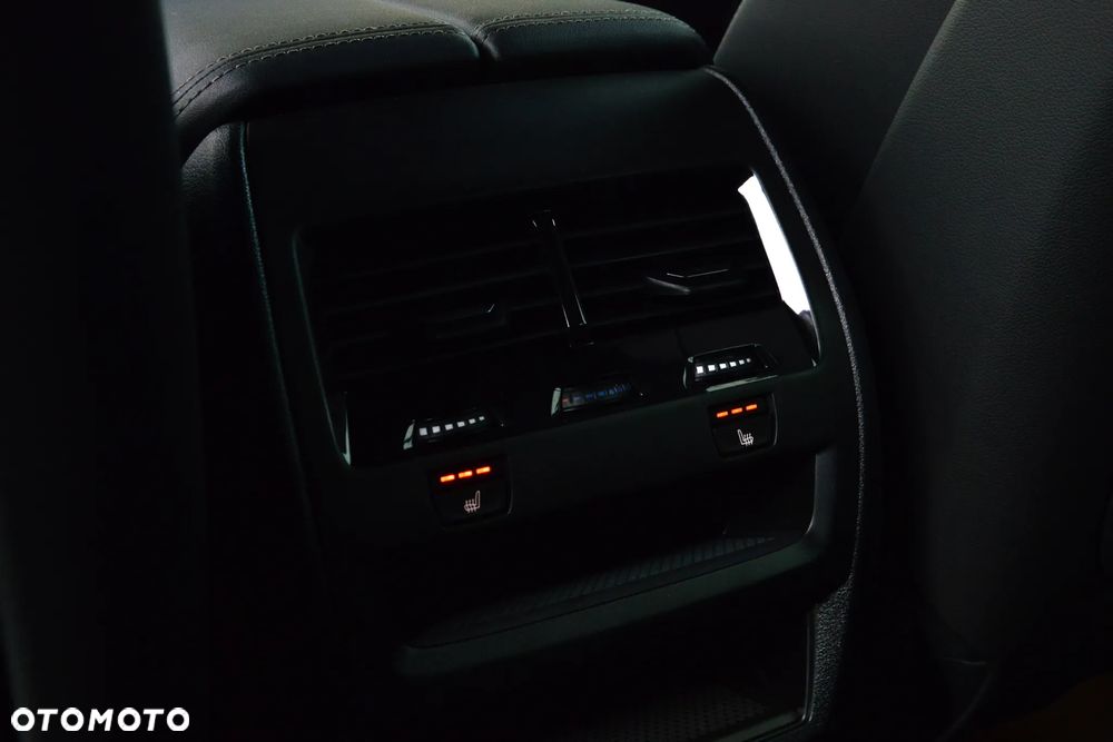 BMW X5 xDrive30d - 19