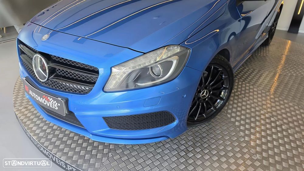 Mercedes-Benz A 180 d AMG Line - 26