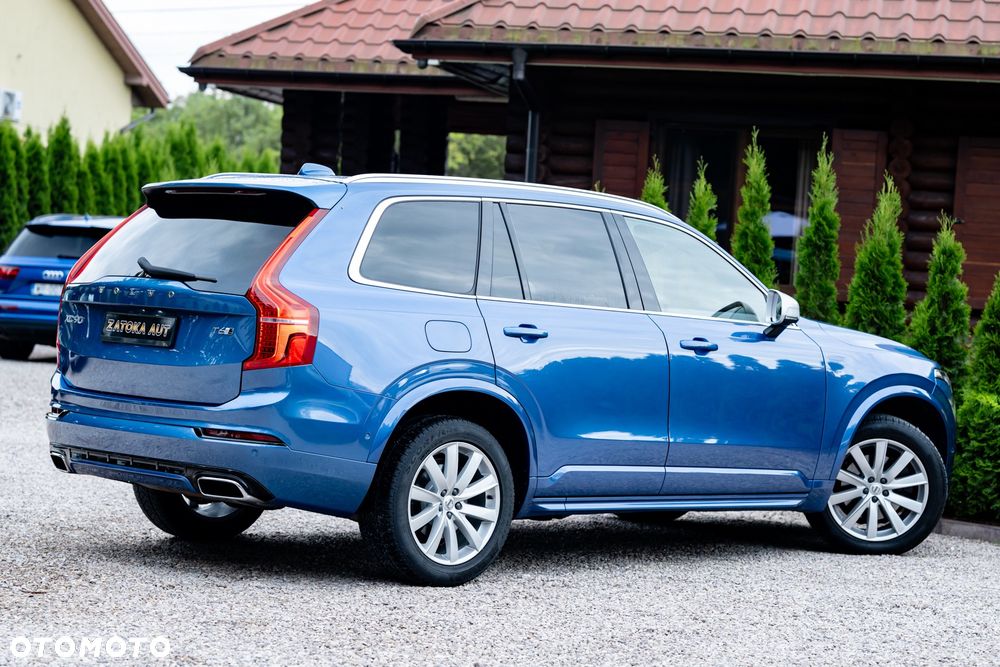 Volvo XC 90 T6 AWD R-Design - 11