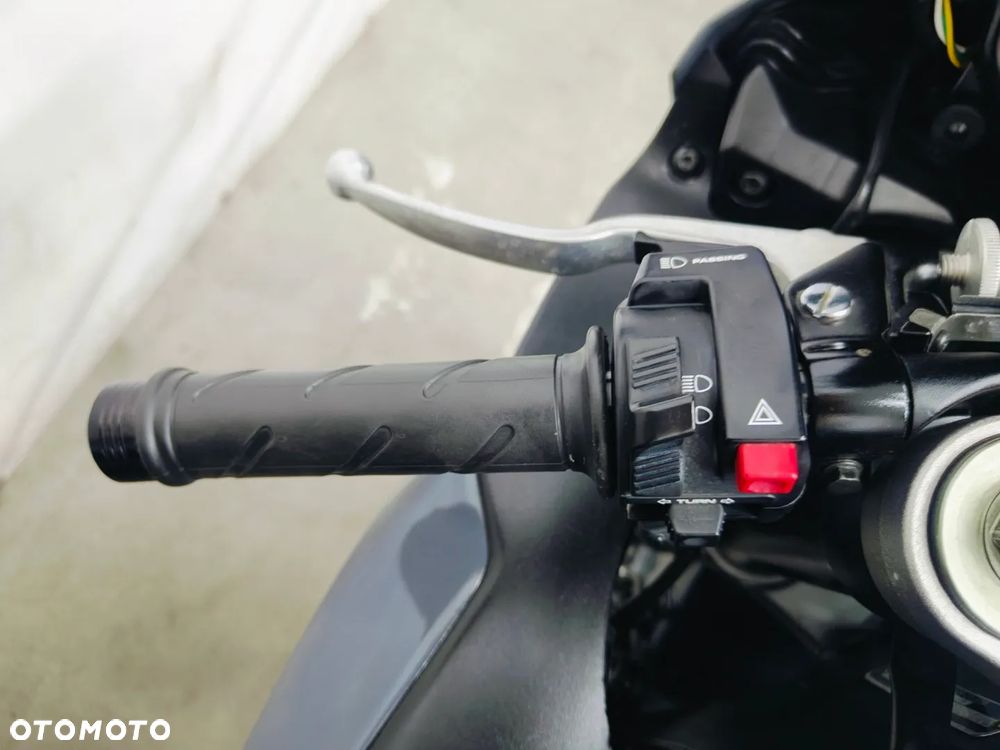 Honda CBR - 14