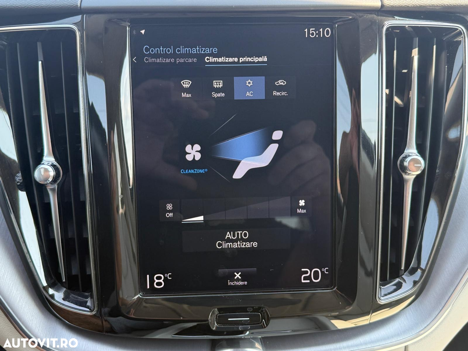 Volvo XC 60 B4 D Geartronic Momentum Pro - 21