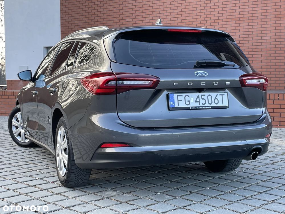 Ford Focus 1.5 EcoBlue Start-Stopp-System TITANIUM STYLE - 9