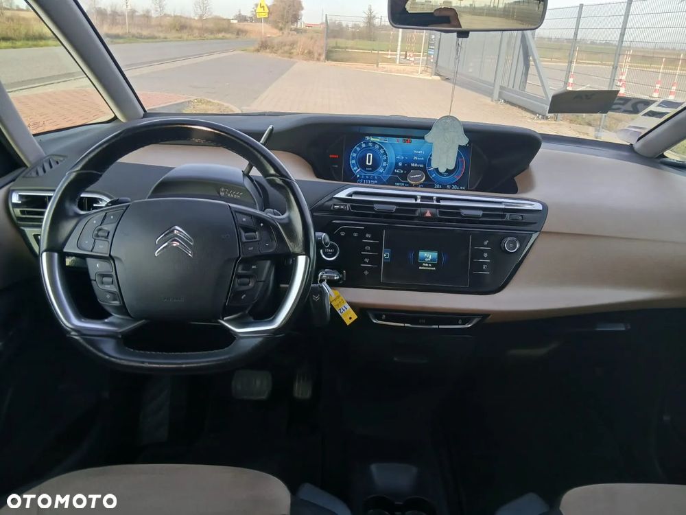 Citroën C4 Picasso - 10