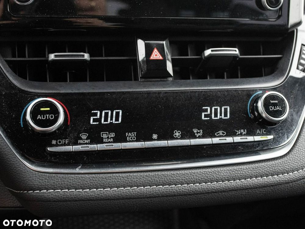 Toyota Corolla - 18